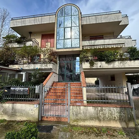 Q46 Quadrilocale Con Aria Condizionata E Posto Auto *