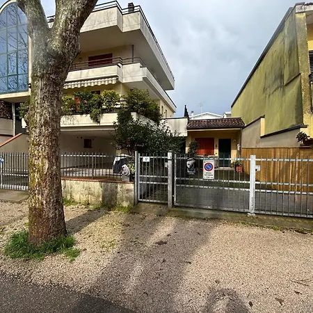 Q46 Quadrilocale Con Aria Condizionata E Posto Auto * Cesenatico